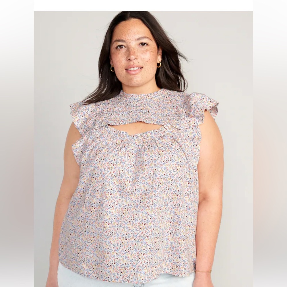 Old Navy flutter sleeve cut out blouse